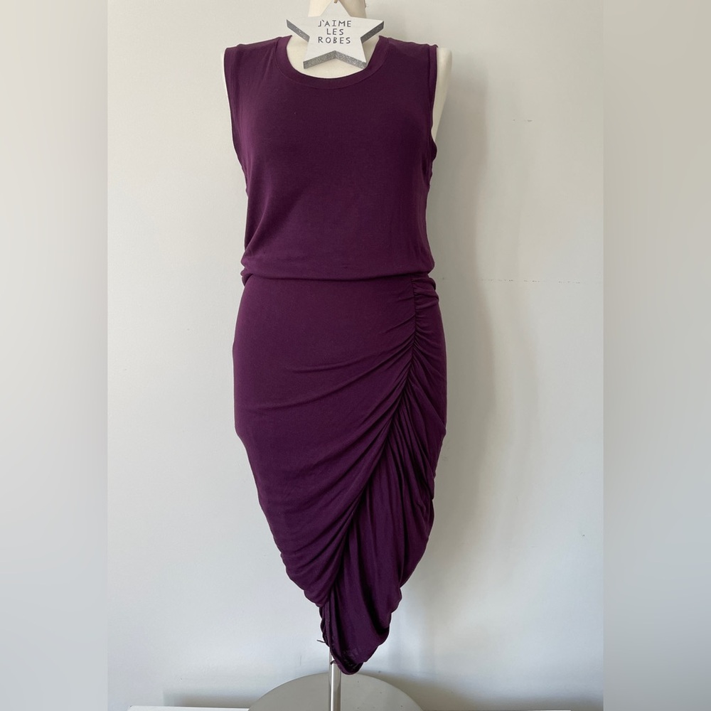 BCBG MAXAZRIA Elegant Purple Sleeveless Bodycon Dress